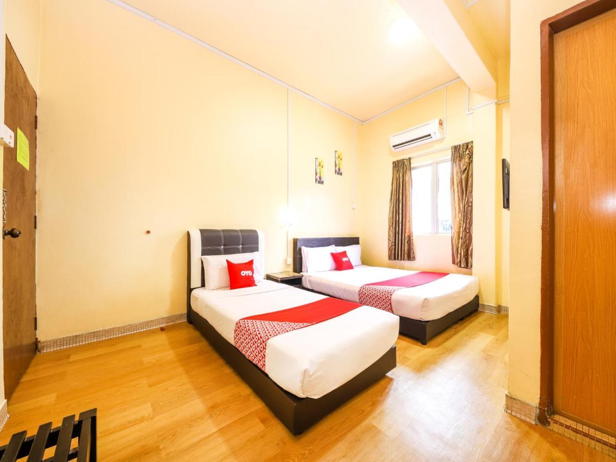 Oyo 703 Myra Hotel Mersing Dış mekan fotoğraf
